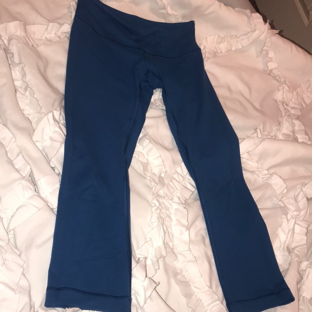 Lululemon wonder under cropped blue leggings 4